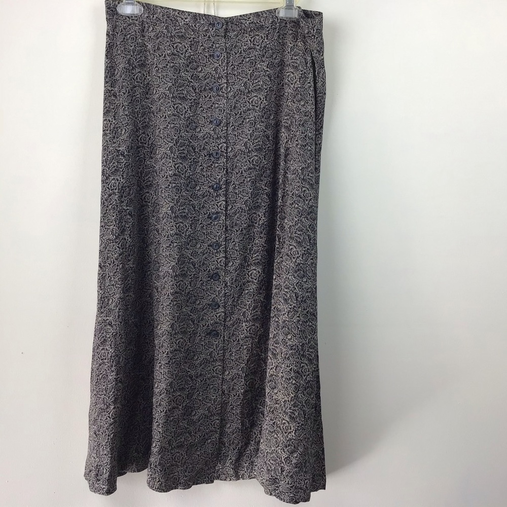 Jones of N Y ,Silk, 14P Skirt.